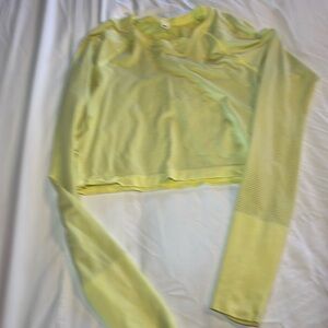 Swiftly Tech Cropped long Sleeve Shirt 2.0